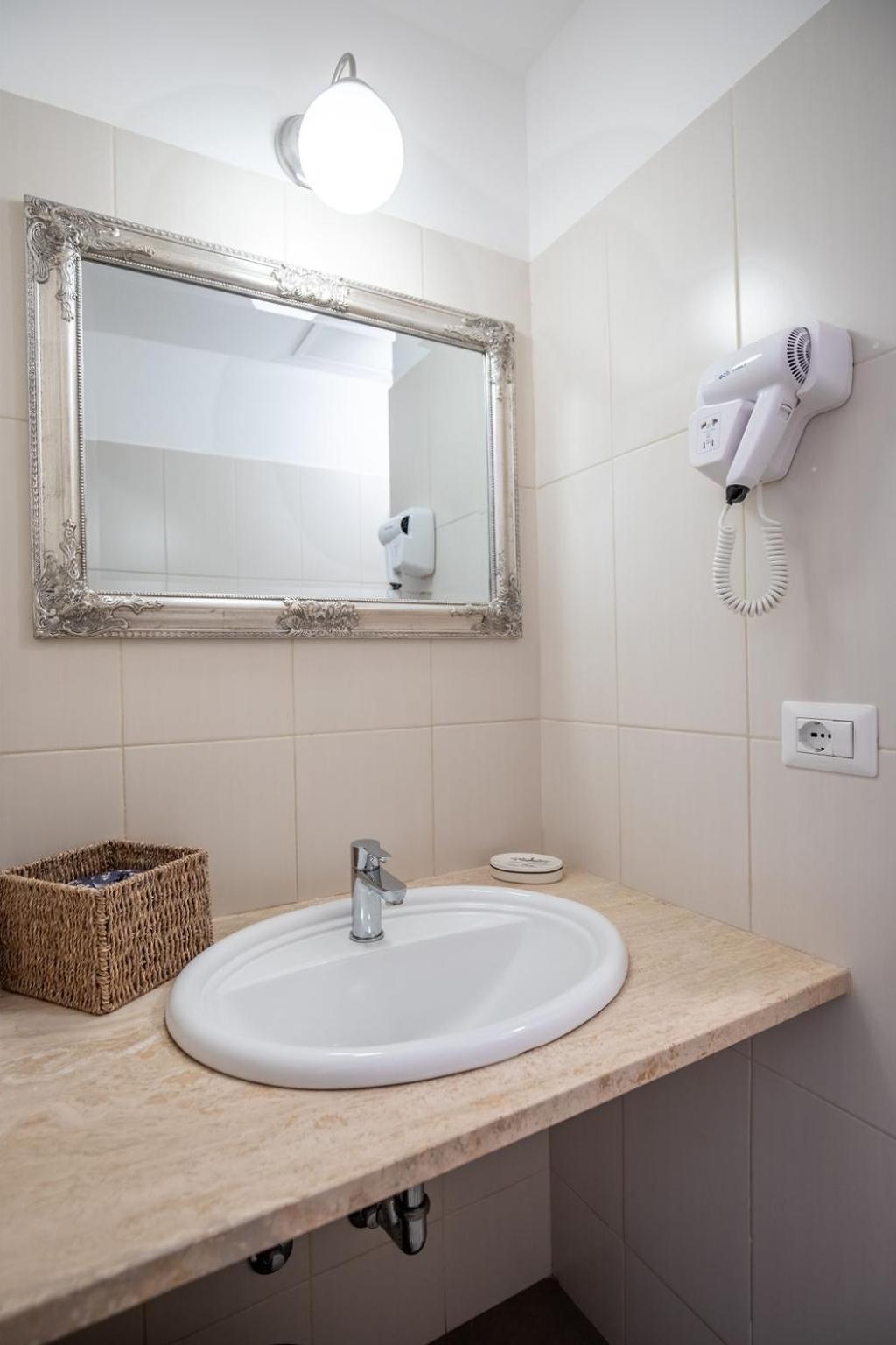 Castel Sant'Angelo Inn Rome Exterior photo